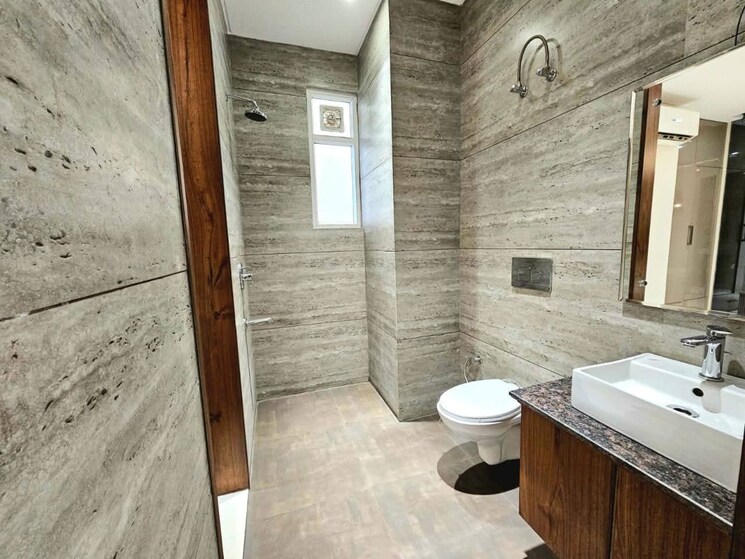 Bathroom, pir machalla 3 Bedroom 1721 Sq.Ft. Apartment In Pir Machalla Zirakpur 9156071