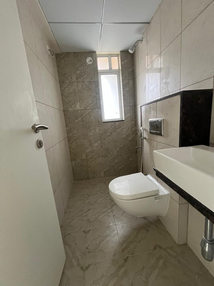 Bathroom, godrej-green-vistas 2 Bedroom 486 Sq.Ft. Apartment In Mahalunge Pune 9156075