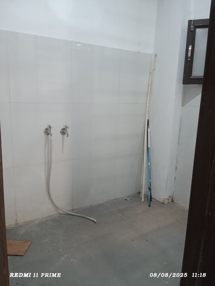 Bathroom, dhakoli 2 Bedroom 1000 Sq.Ft. Builder Floor In Dhakoli Zirakpur 9156100