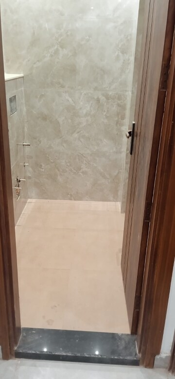 Bathroom in 2 BHK Builder Floor at Mahavir Enclave 1 – for Sale