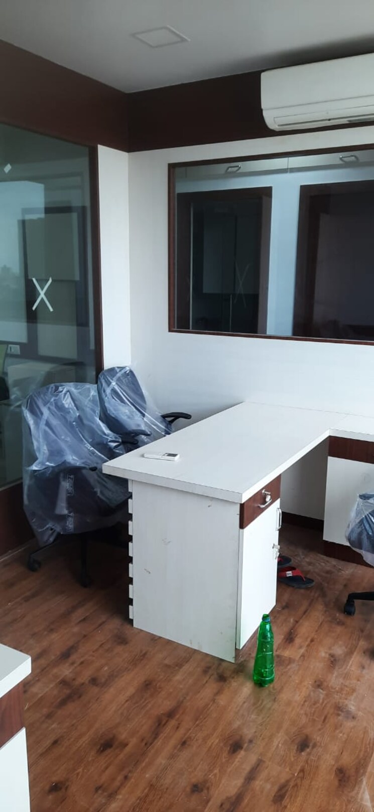 Team Area, remi-commercio Commercial Office Space 660 Sq.Ft. In Andheri West Mumbai 9156168