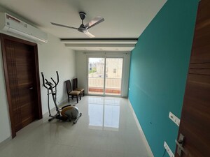 3 BHK Apartment For Sale in DLF The Crest, Sector 54