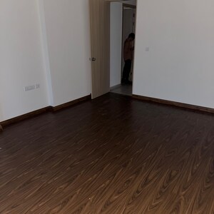 Room in 4 BHK Apartment at Raj Infinia, Evershine Nagar – for Sale