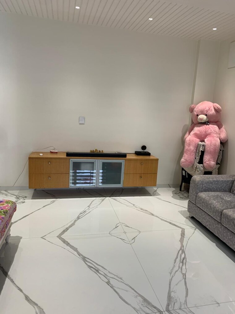 undefined, madhapur 3 Bedroom 3200 Sq.Ft. Apartment In Madhapur Hyderabad 9156233