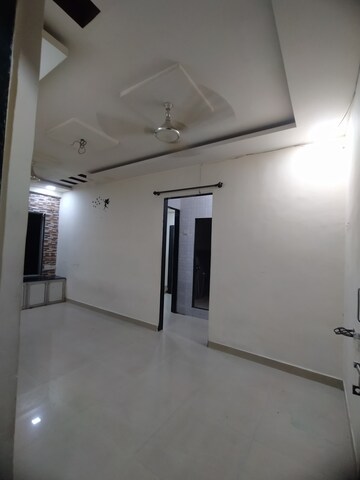 Furnished Amenities in 1 BHK Apartment at Versova – for Rent
