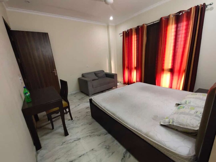 Bedroom, central-park-i 3 Bedroom 1900 Sq.Ft. Apartment In Sector 42 Gurgaon 9156261