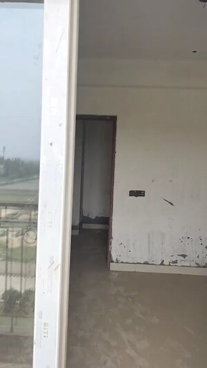 Room in 2 BHK Apartment at Shree Energy Classic Homes, Raj Nagar Extension – for Sale