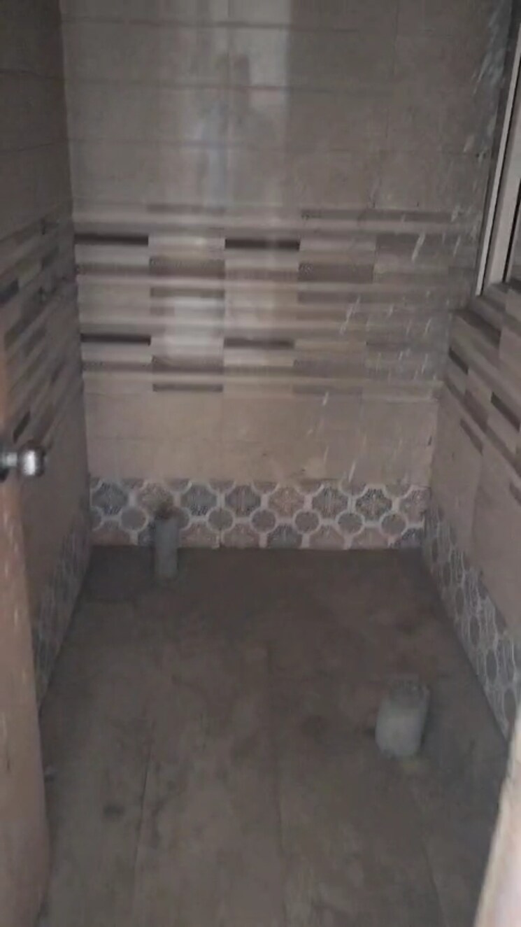 Bathroom, shree-energy-classic-homes 2 Bedroom 790 Sq.Ft. Apartment In Raj Nagar Extension Ghaziabad 9156259