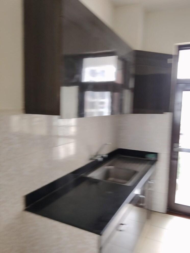 Kitchen, beta ii greater noida 2 Bedroom 200 Sq.Mt. Builder Floor In Beta Ii Greater Noida Greater Noida 9156282