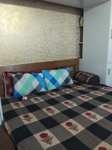 Bedroom in 2 BHK Apartment at Pinnacle Tower, Indrapuram – for Rent