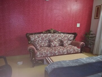 Living Room in 2 BHK Apartment at Pinnacle Tower, Indrapuram – for Rent