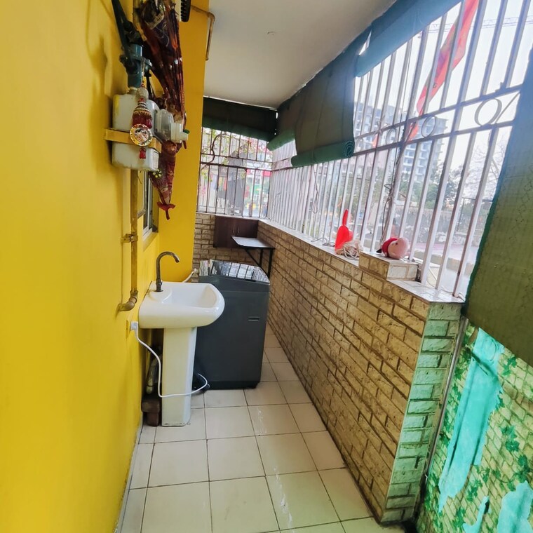 Living Room, aims-golf-city 2 Bedroom 1045 Sq.Ft. Apartment In Sector 75 Noida 9156322