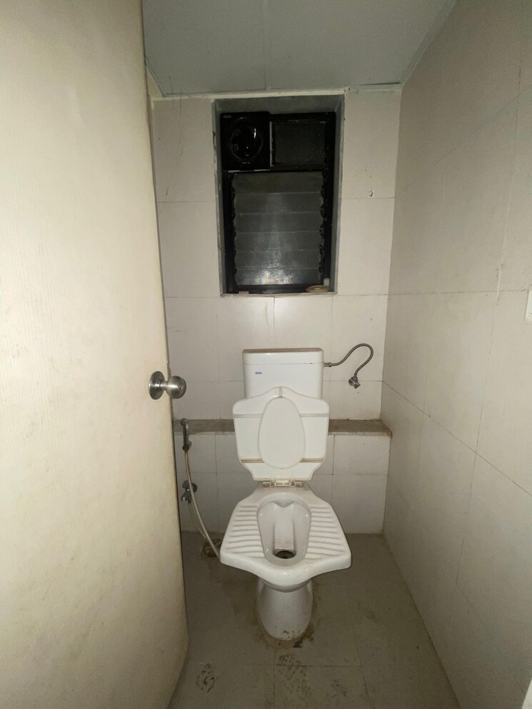 Bathroom, lodha-jasmine-a-b-c-g-h-and-i 1 Bedroom 380 Sq.Ft. Apartment In Dombivli East Thane 9156408