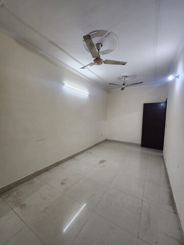 Room in 1 BHK Builder Floor at Chattarpur – for Rent