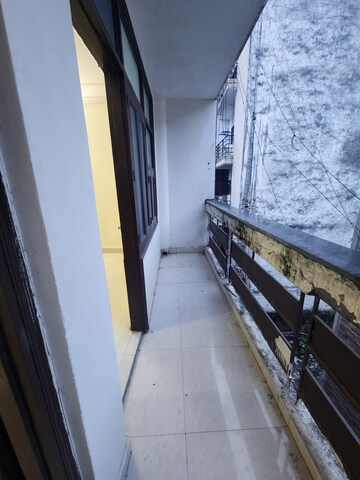 Balcony in 1 BHK Builder Floor at Chattarpur – for Rent