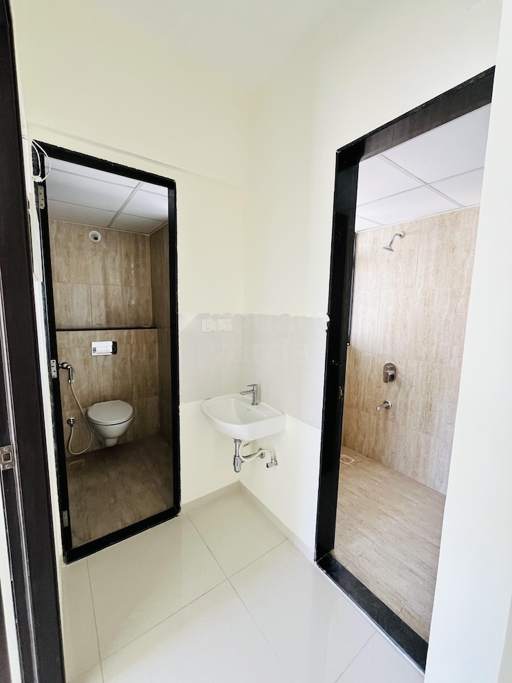 Bathroom, kolte-patil-life-republic 1 Bedroom 453 Sq.Ft. Apartment In Hinjewadi Pune 9156388