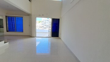 Room in 3 BHK Apartment at Madhukund Apartment, Bavdhan – for Rent