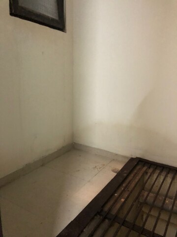 Room in 1 BHK Builder Floor at Chattarpur – for Rent