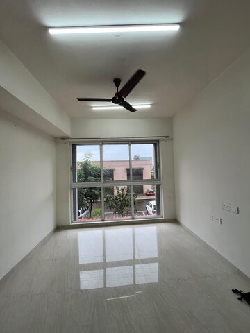 2 BHK Apartment For Rent in Lodha Golden Dream, Dombivli East
