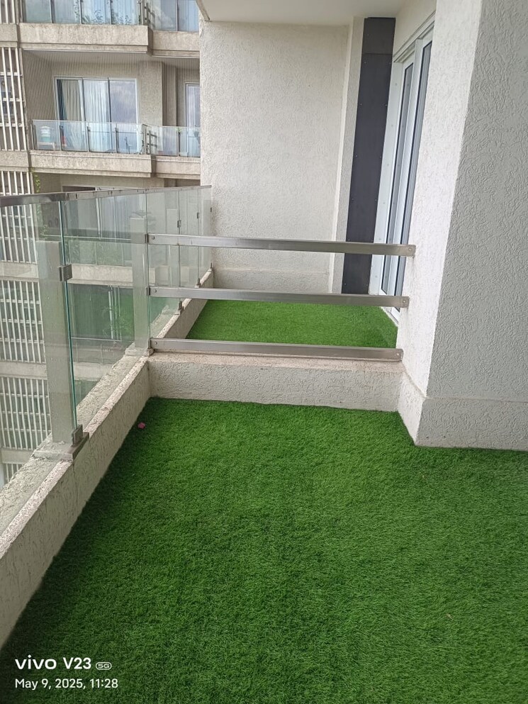 Balcony, lnt-crescent-bay-t5 3 Bedroom 1600 Sq.Ft. Apartment In Parel Mumbai 9156536