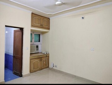 Room in 2 BHK Apartment at Sector 12 – for Rent