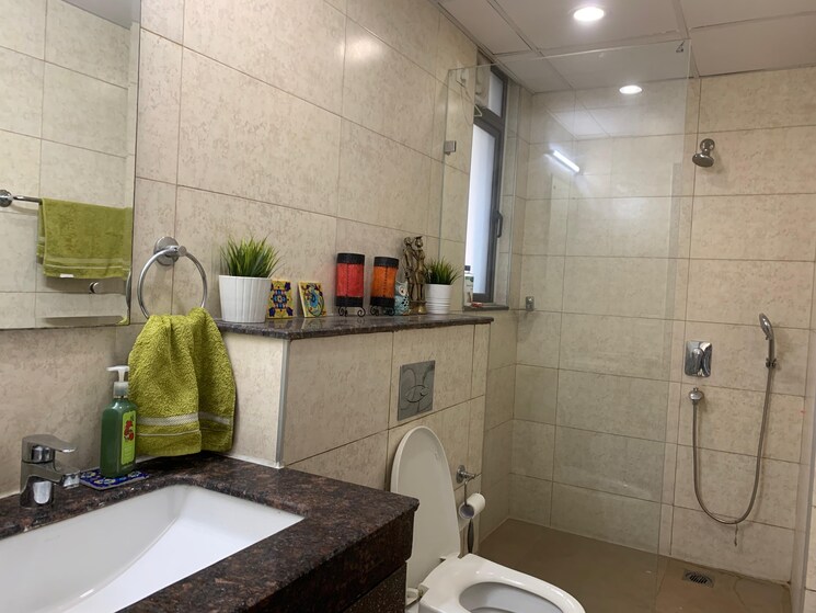 Bathroom, shree-vardhman-green-court 1 Bedroom 418 Sq.Ft. Apartment In Sector 90 Gurgaon 9156533