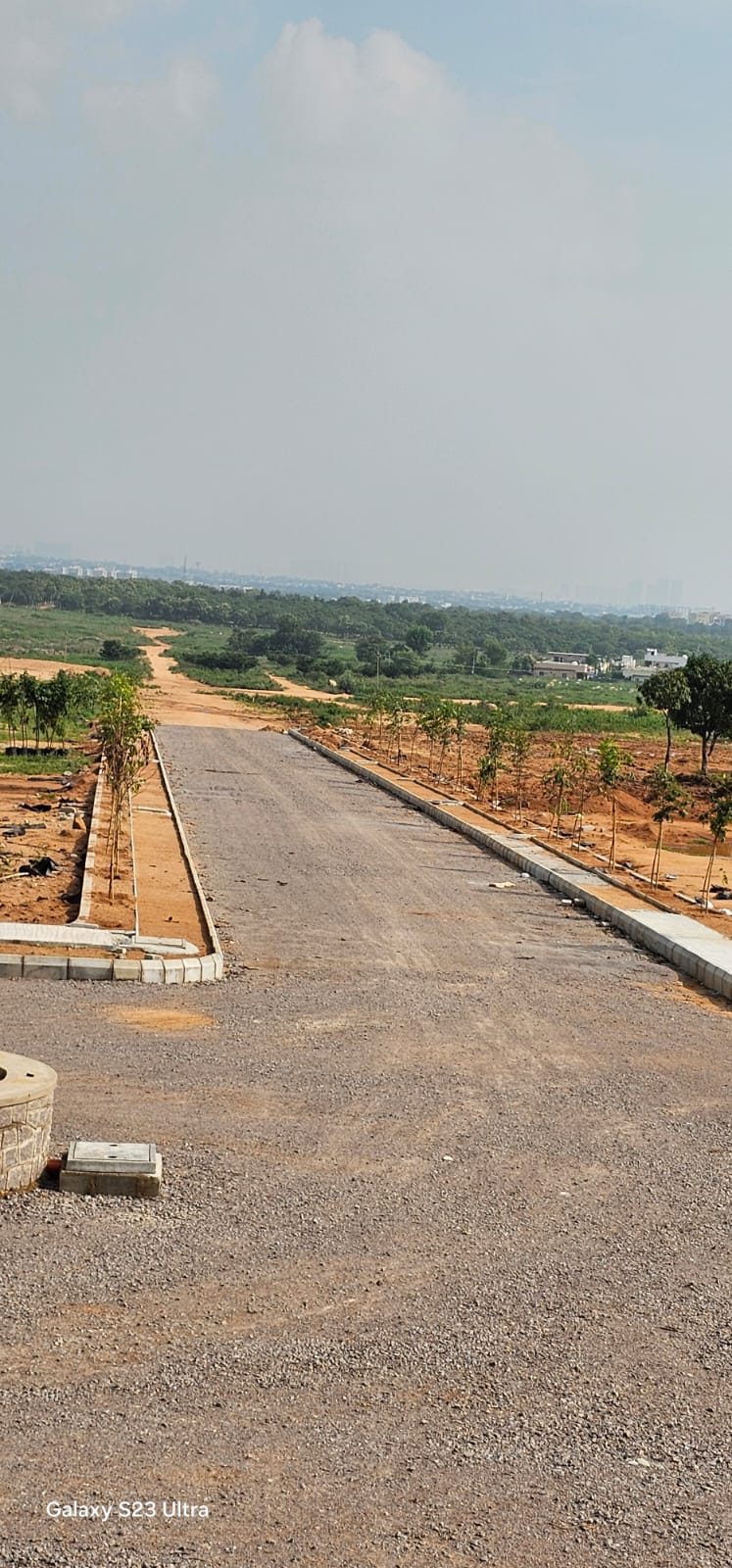 Plot For Sale in Thummaloor