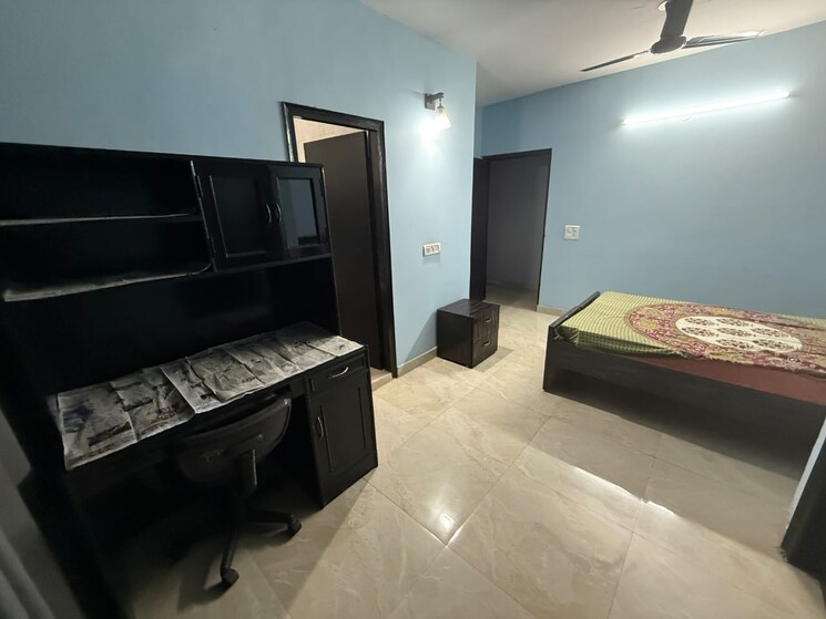 Bedroom, sector 36 3 Bedroom 2000 Sq.Ft. Villa In Sector 36 Noida 9156531