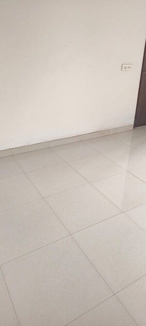 Room in 3 BHK Builder Floor at BPTP Elite Floors, Sector 83 – for Sale