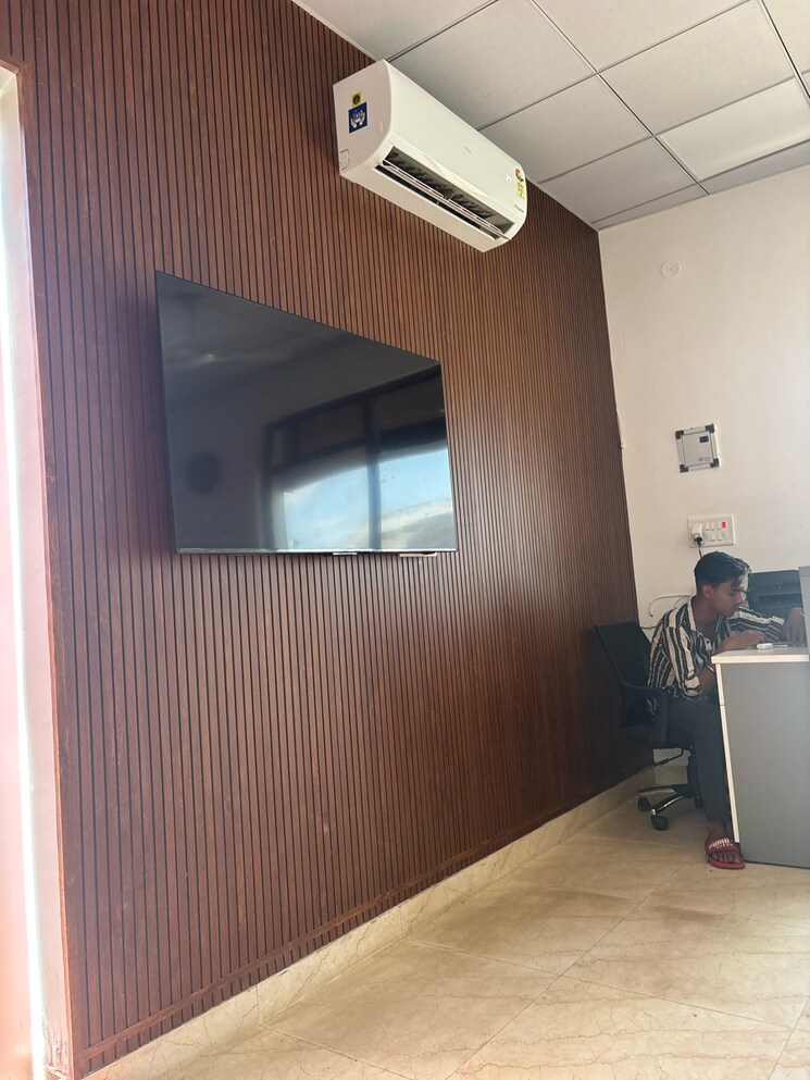 Bathroom, omaxe-world-street Commercial Office Space 300 Sq.Yd. In Sector 79 Faridabad 9156545