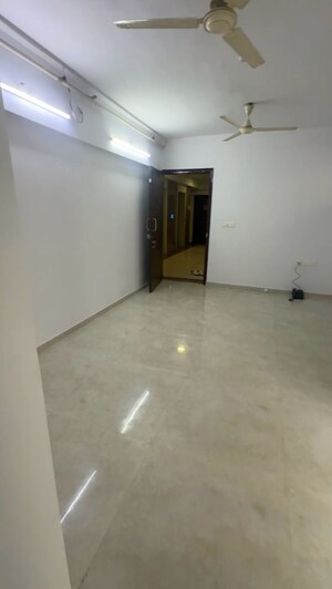 1 BHK Apartment For Sale in Lodha Palava City Lakeshore Greens, Dombivli East