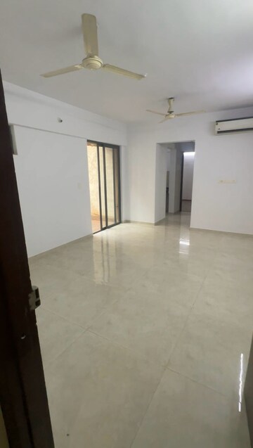 Room in 1 BHK Apartment at Lodha Palava City Lakeshore Greens, Dombivli East – for Sale