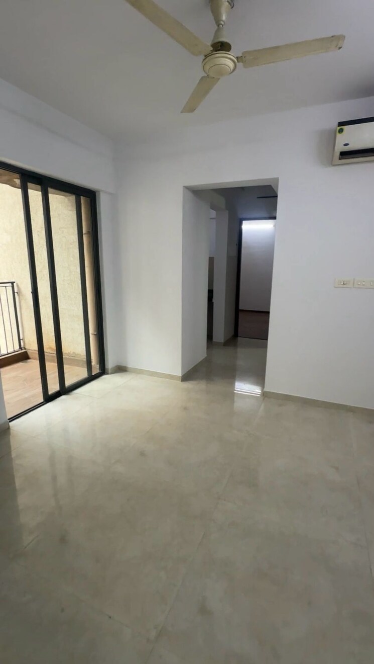 Room, lodha-palava-city-lakeshore-greens 1 Bedroom 528 Sq.Ft. Apartment In Dombivli East Thane 9156578