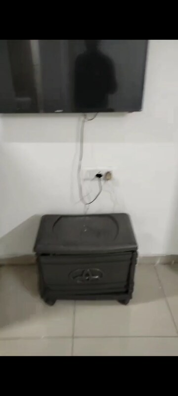 Furnished Amenities in 1 BHK Apartment at AVL 36 Gurgaon, Sector 36 – for Rent
