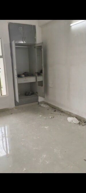 Room in 2 BHK Apartment at SCC Sapphire, Raj Nagar Extension – for Sale