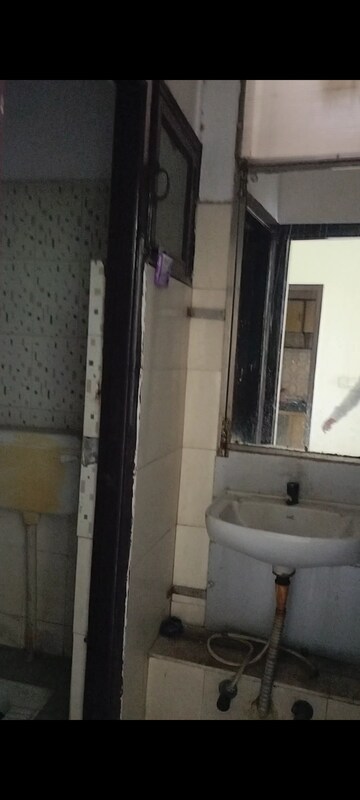 Bathroom in 2 BHK Independent House at RWA Apartments Sector 41, Sector 41 – for Rent