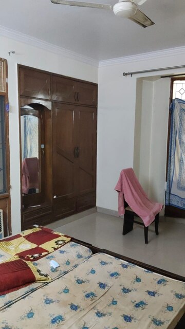 Bedroom in 2 BHK Apartment at Sector 5 Dwarka – for Rent