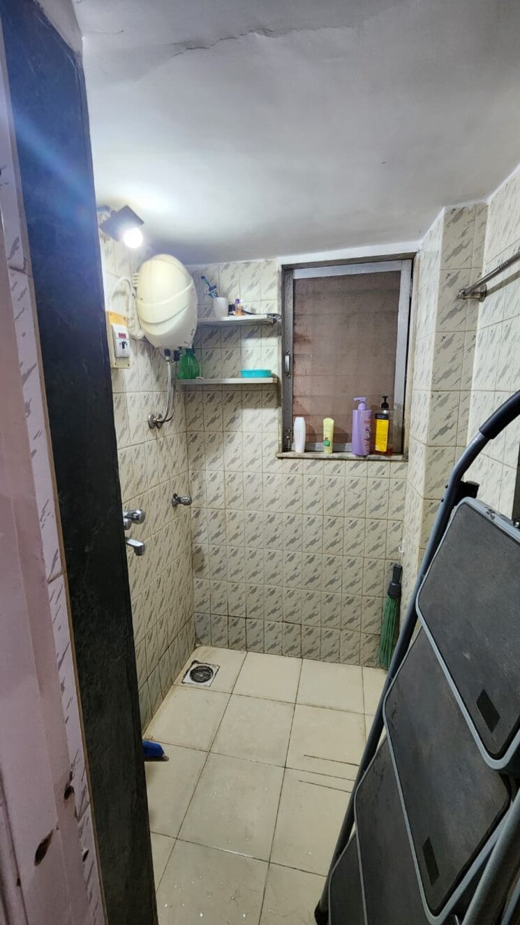 Bathroom, kapol-chs 1 Bedroom 500 Sq.Ft. Apartment In Mahavir Nagar Mumbai 9156577