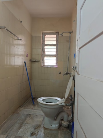 Bathroom in 2 BHK Apartment at Raheja Golden Rays, Powai – for Rent