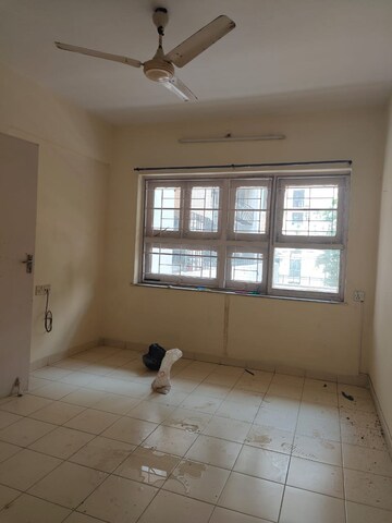 Room in 2 BHK Apartment at Raheja Golden Rays, Powai – for Rent