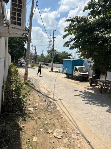  Shop – Exterior View View at Sector 82 - for Rent