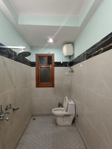 Bathroom in 4 BHK Builder Floor at Vasundhara Sector 5 – for Sale