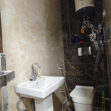 Bathroom in 2.5 BHK Builder Floor at Govindpuri – for Rent