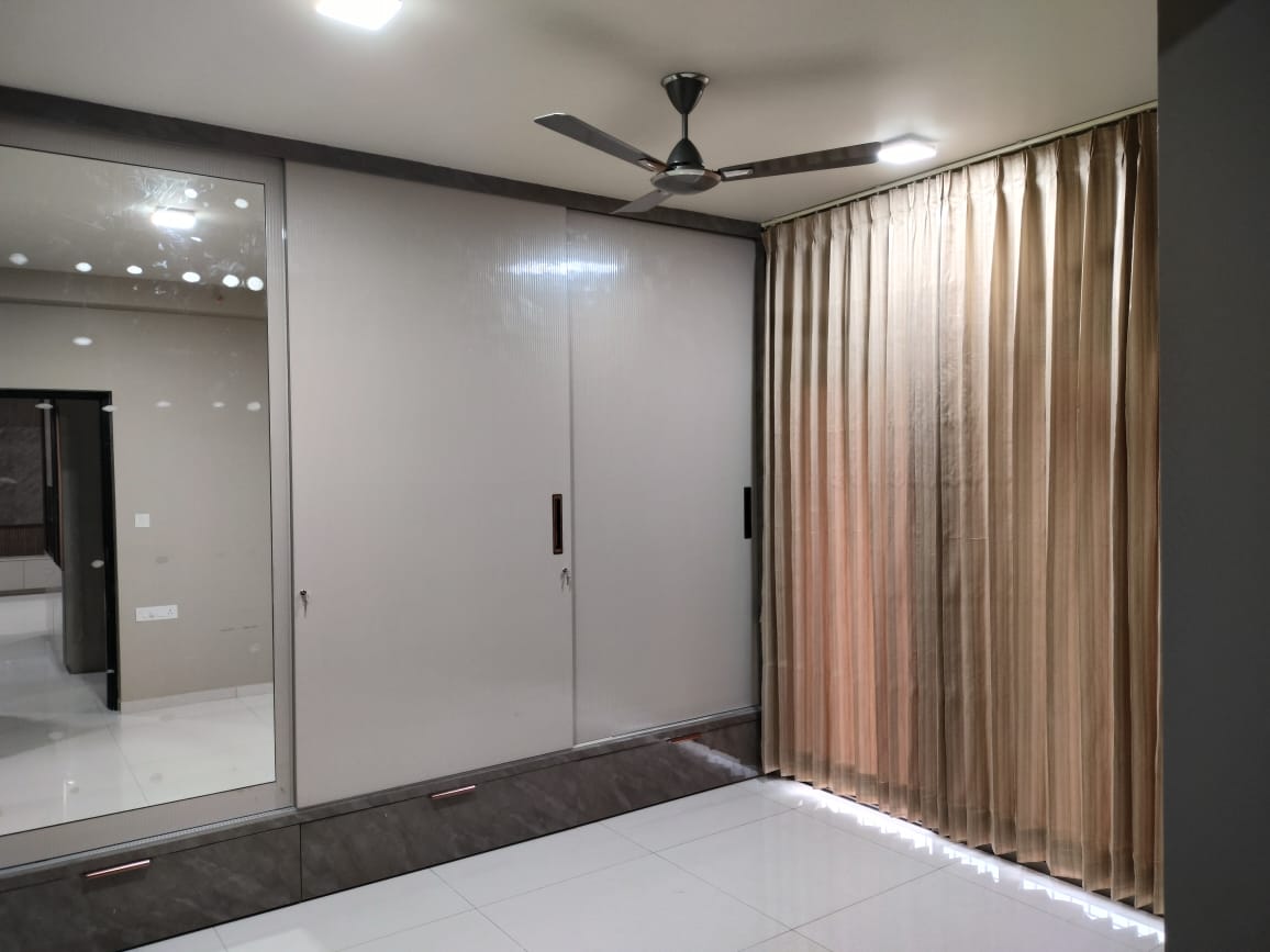 3 BHK 1900 Sq.Ft. Apartment in Sobha Palm Courts