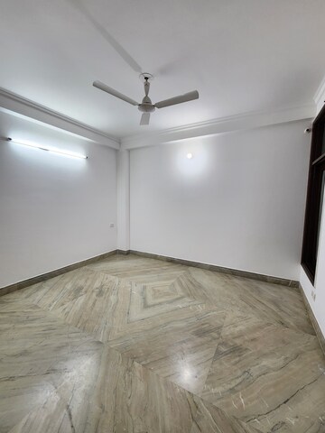 Room in 3 BHK Builder Floor at Chattarpur – for Rent