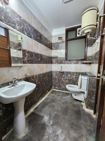 Kitchen in 3 BHK Builder Floor at Chattarpur – for Rent