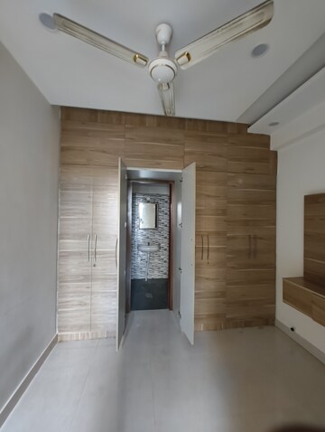 Room in 2 BHK Apartment at Signature Global The Roselia, Sector 95a – for Sale