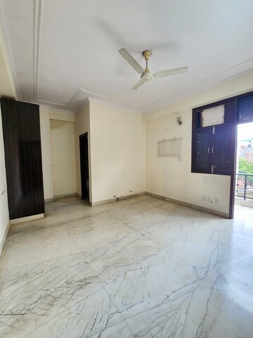 Staircase in 3 BHK Builder Floor at Chattarpur – for Rent