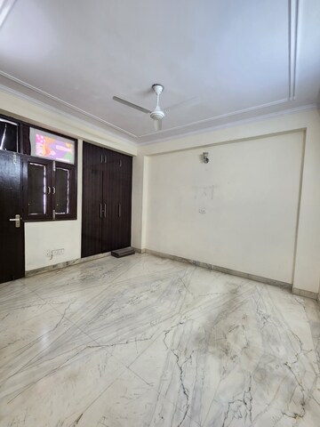 3 BHK Builder Floor For Rent in Chattarpur
