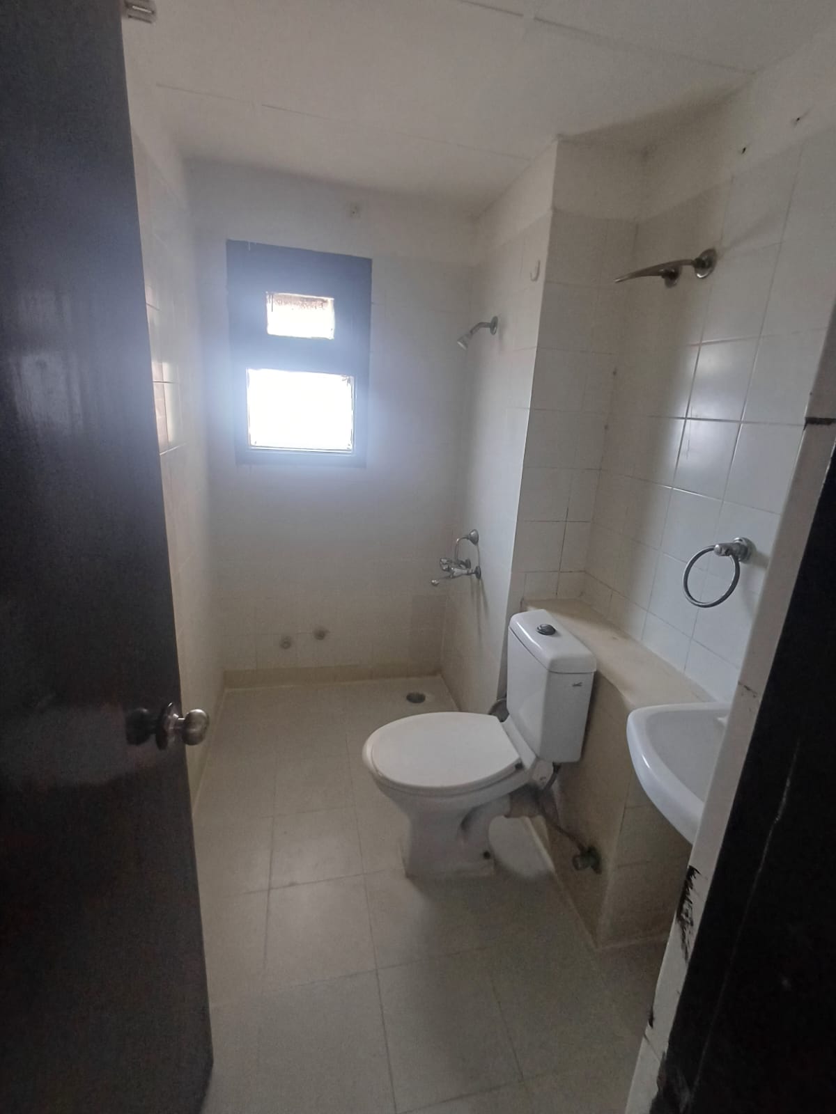 3 BHK + Extra Room Apartment For Rent in Amolik Sankalp